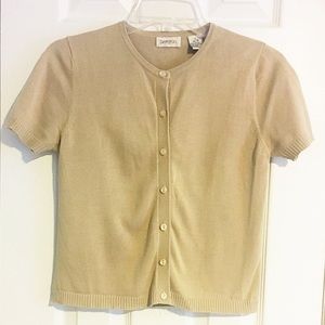 Short sleeved cardigan